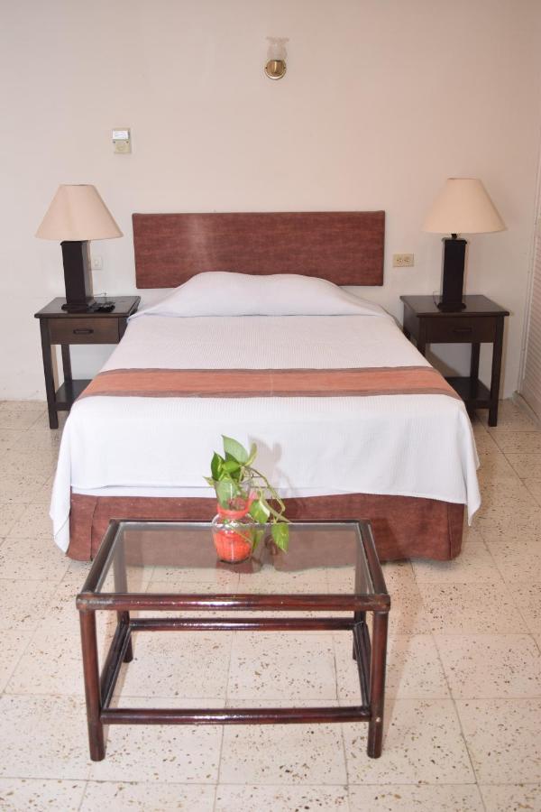 Hotel Suites Le Monde Cancún Exteriör bild