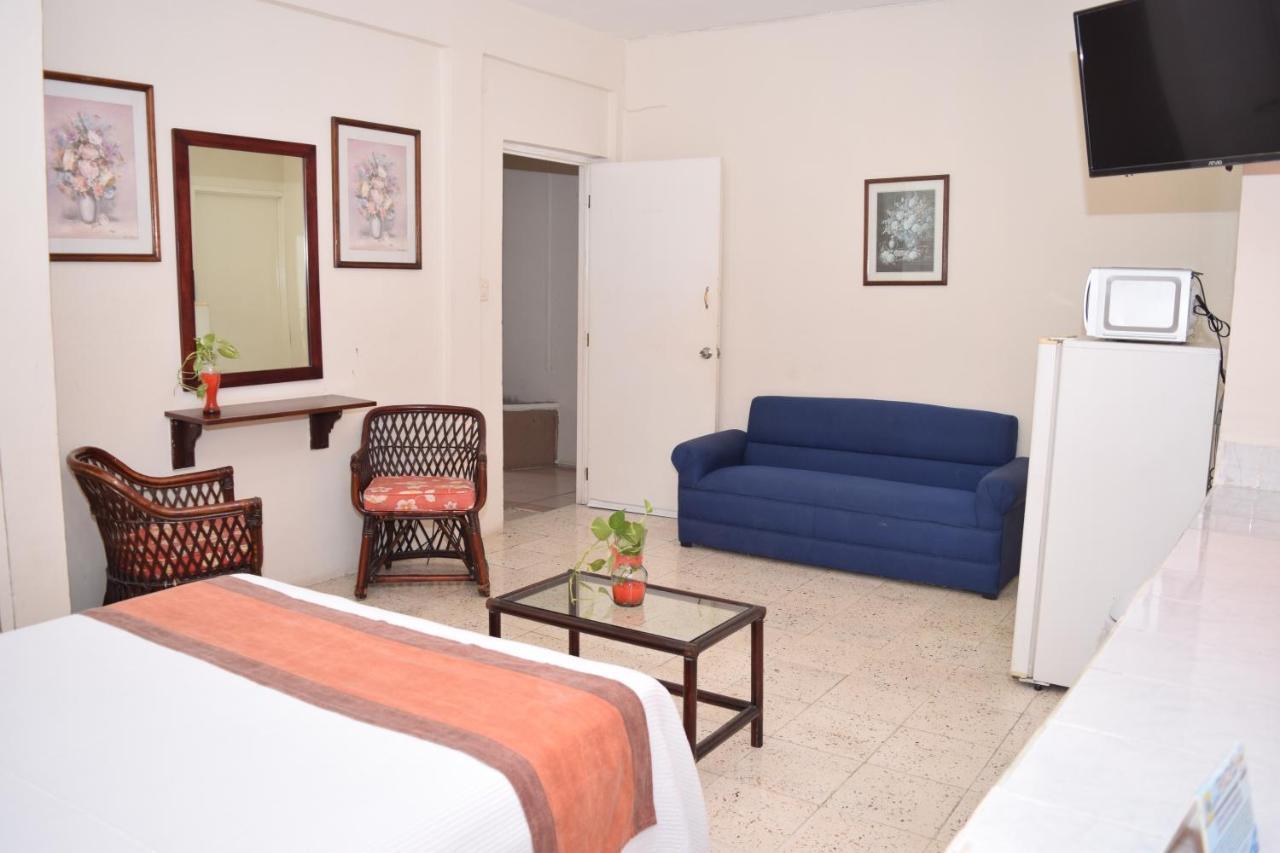 Hotel Suites Le Monde Cancún Exteriör bild