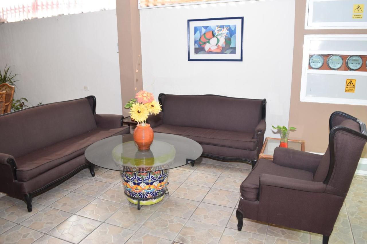Hotel Suites Le Monde Cancún Exteriör bild