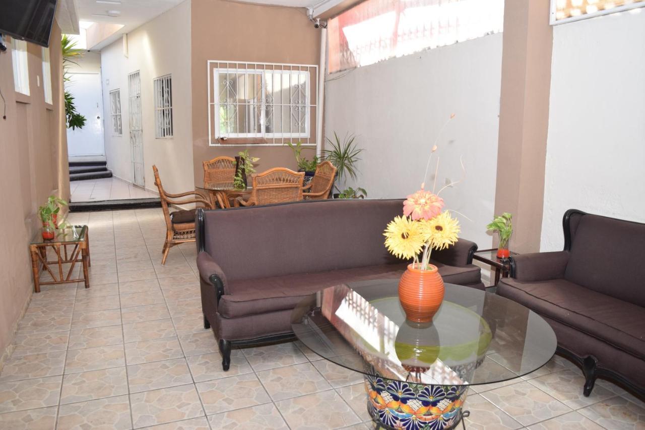 Hotel Suites Le Monde Cancún Exteriör bild