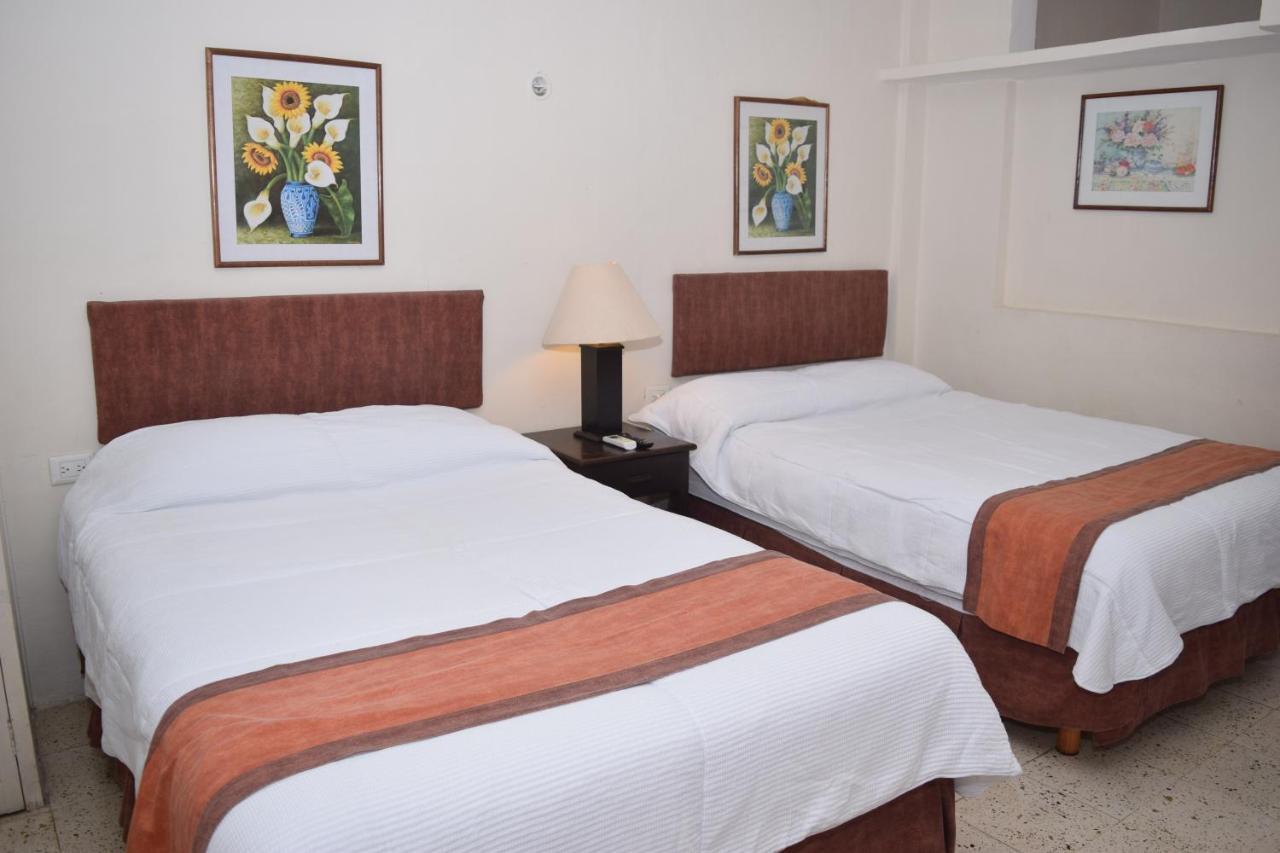 Hotel Suites Le Monde Cancún Exteriör bild