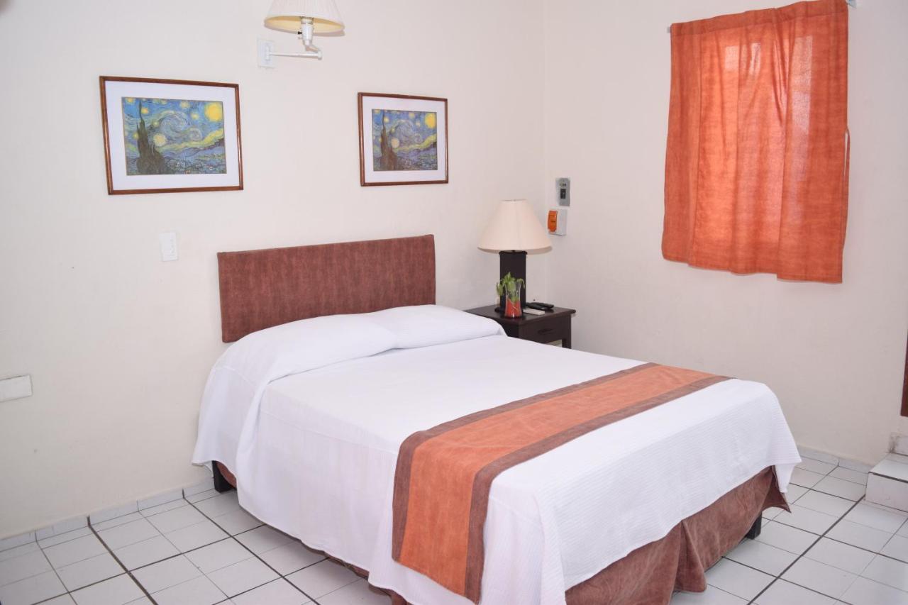 Hotel Suites Le Monde Cancún Exteriör bild